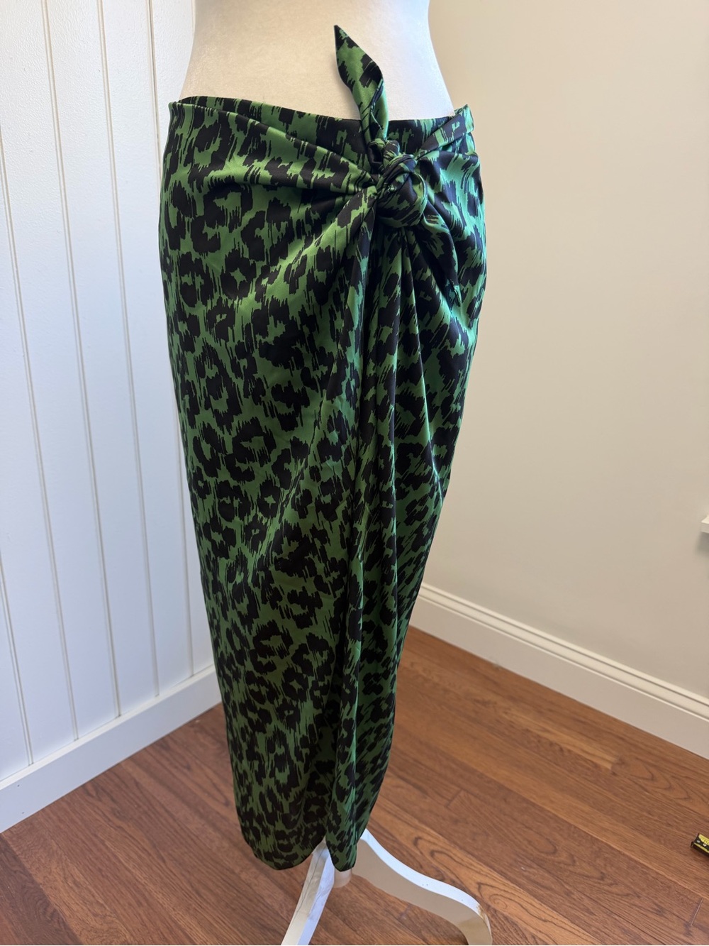 ASOS Green and Black Tie-Waist Leopard Maxi Skirt